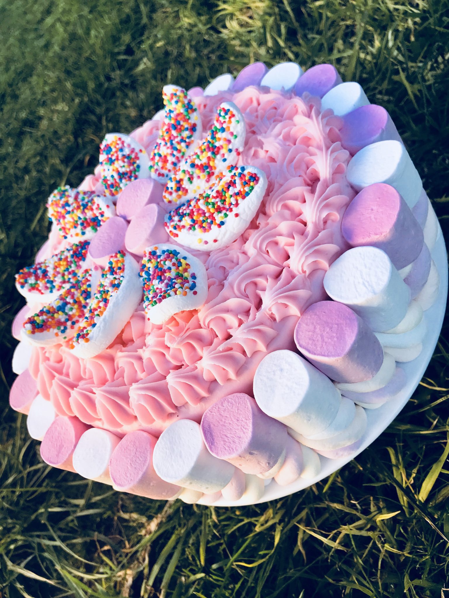 Happy Birthday Marshmallow Cupcakes Recipe - BettyCrocker.com